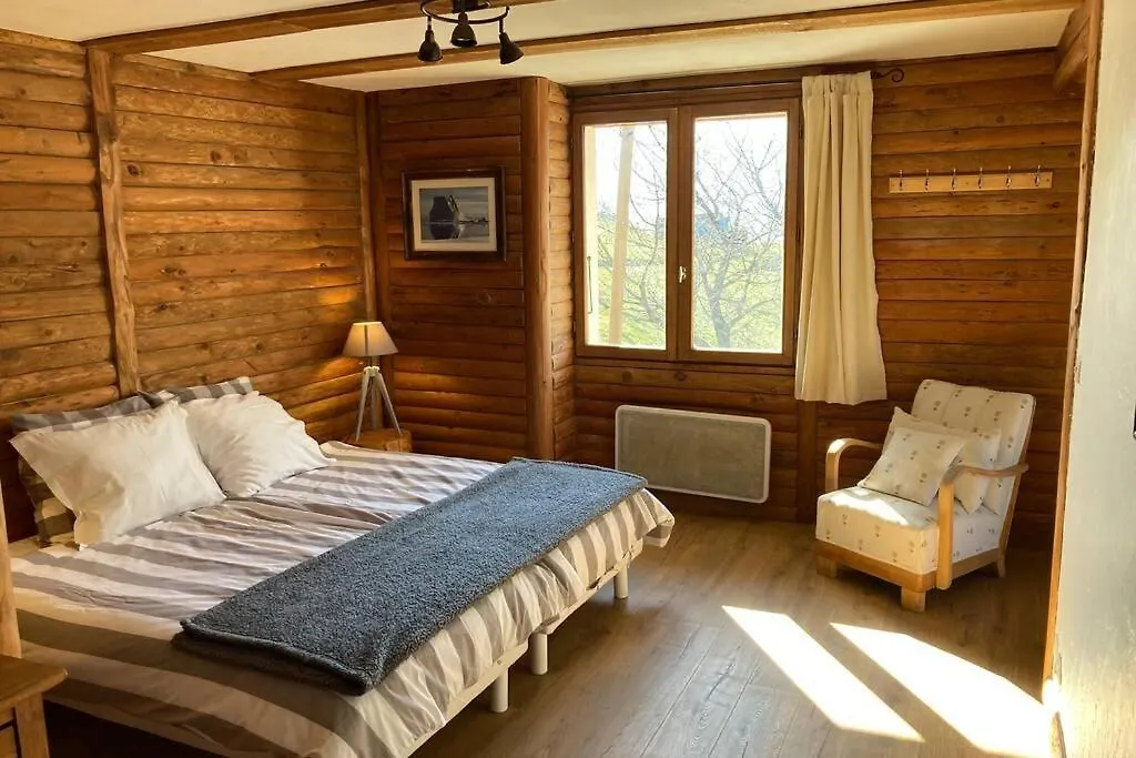 Paisible Chalet Montagne Avec Option Jacuzzi Seez France