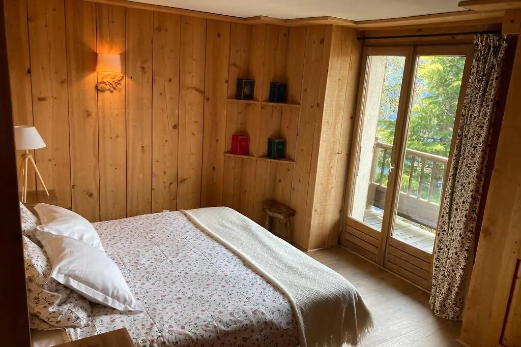 Paisible Chalet Montagne Avec Option Jacuzzi Seez
